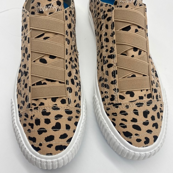 Blowfish Malibu Women’s Latte Leopard Spots Cotton Canvas Slip On Sneaker - Picture 4 of 13